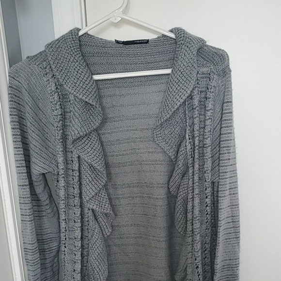 Maurices ruffled-open cardigan sweater size small - Picture 2 of 7